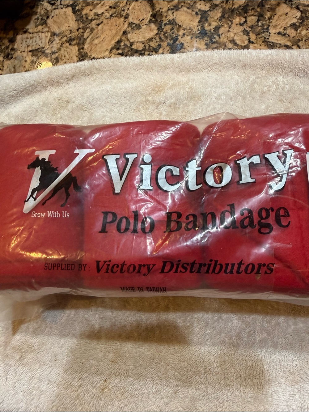 Victory Red Polo Fleece leg wraps horse size 4 count NEW